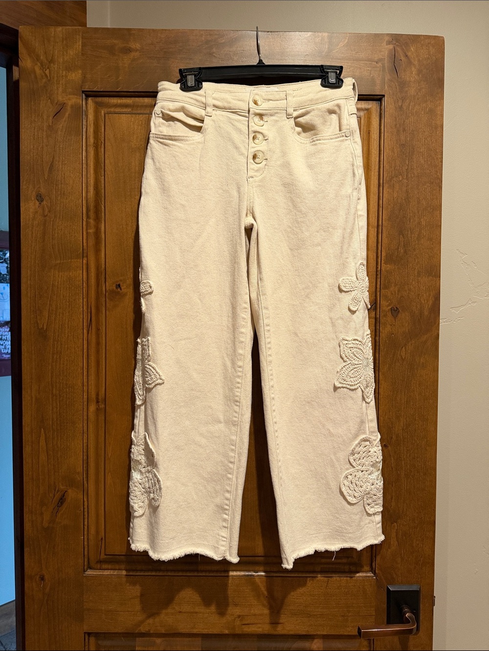 Tribal jeans embroidered leg cropped pants
